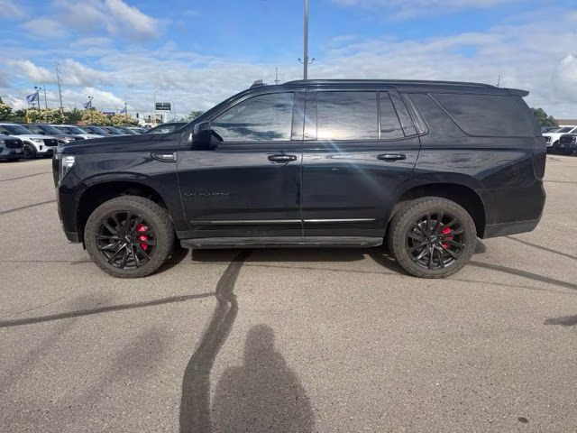 2023 Black GMC Yukon SLT 4X4 SUV