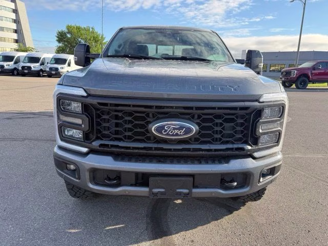 2024 Carbonized Gray Metallic Ford Super Duty F-250 SRW Lariat 4X4 Truck