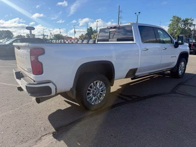 2023 White Chevrolet Silverado 3500HD High Country 4X4 Truck