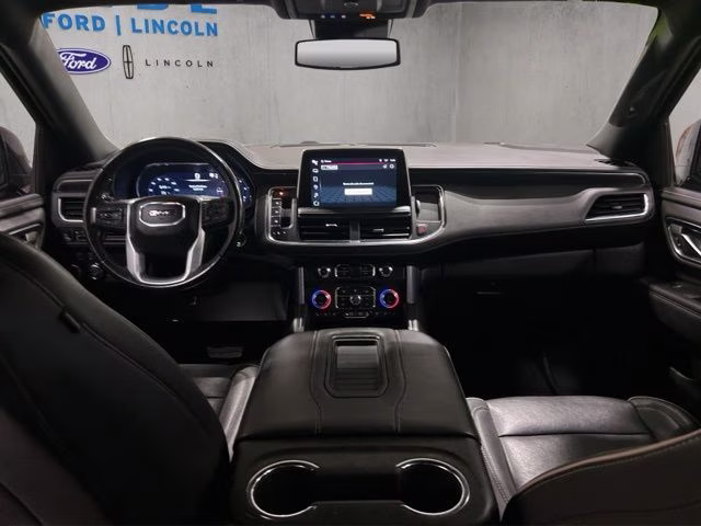 2023 Onyx Black GMC Yukon SLT 4X4 SUV