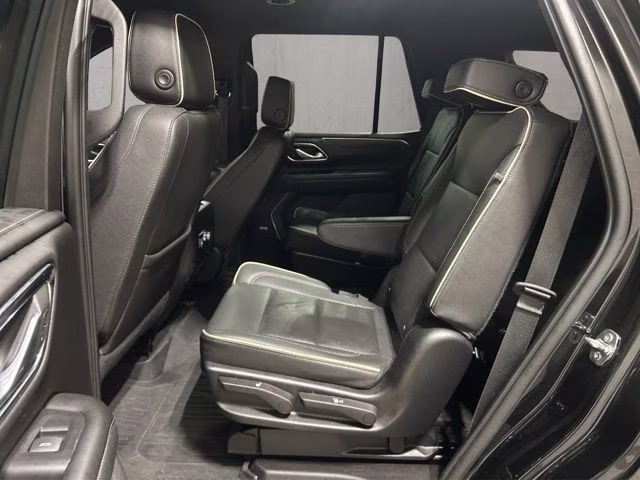 2023 Onyx Black GMC Yukon SLT 4X4 SUV