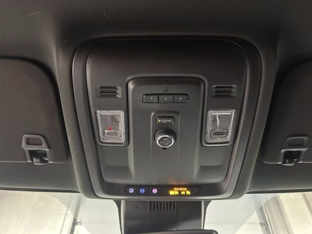 2023 Onyx Black GMC Yukon SLT 4X4 SUV