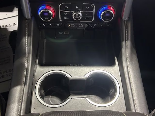2023 Onyx Black GMC Yukon SLT 4X4 SUV