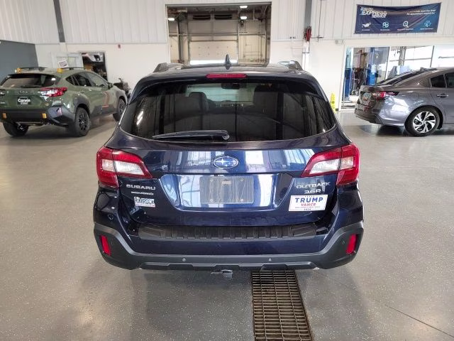 2018 Dark Blue Pearl Subaru Outback 3.6R AWD SUV