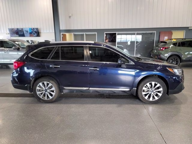 2018 Dark Blue Pearl Subaru Outback 3.6R AWD SUV