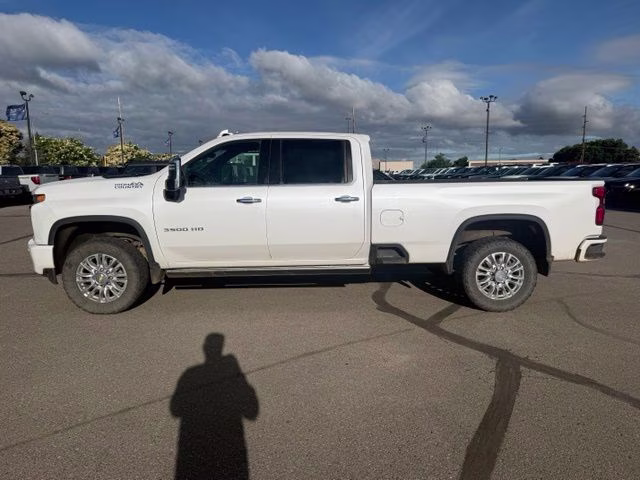2023 White Chevrolet Silverado 3500HD High Country 4X4 Truck