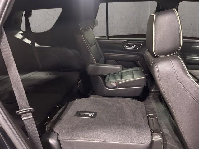 2023 Onyx Black GMC Yukon SLT 4X4 SUV
