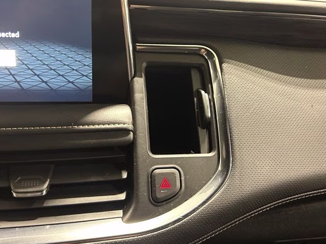 2023 Onyx Black GMC Yukon SLT 4X4 SUV