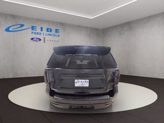 2023 Onyx Black GMC Yukon SLT 4X4 SUV
