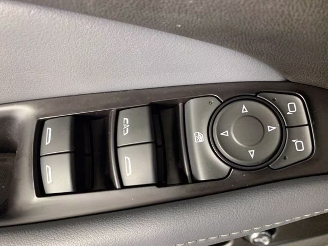 2020 Satin Steel Metallic Buick Enclave Essence AWD SUV