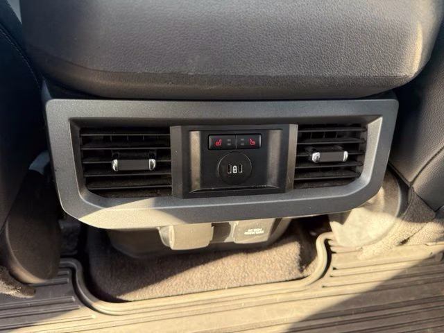 2024 Carbonized Gray Metallic Ford Super Duty F-250 SRW Lariat 4X4 Truck
