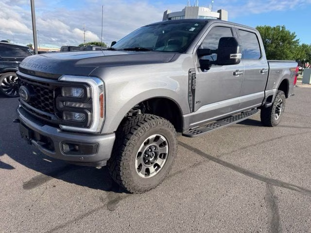 2024 Carbonized Gray Metallic Ford Super Duty F-250 SRW Lariat 4X4 Truck