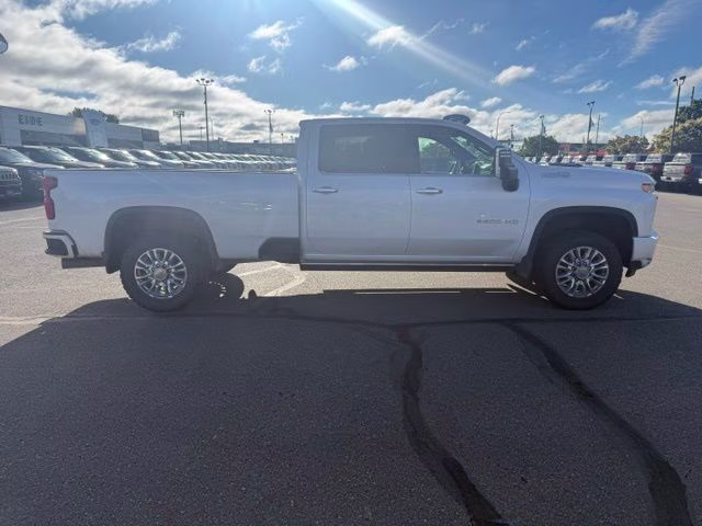 2023 White Chevrolet Silverado 3500HD High Country 4X4 Truck