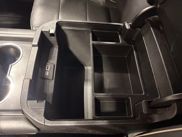 2023 Onyx Black GMC Yukon SLT 4X4 SUV