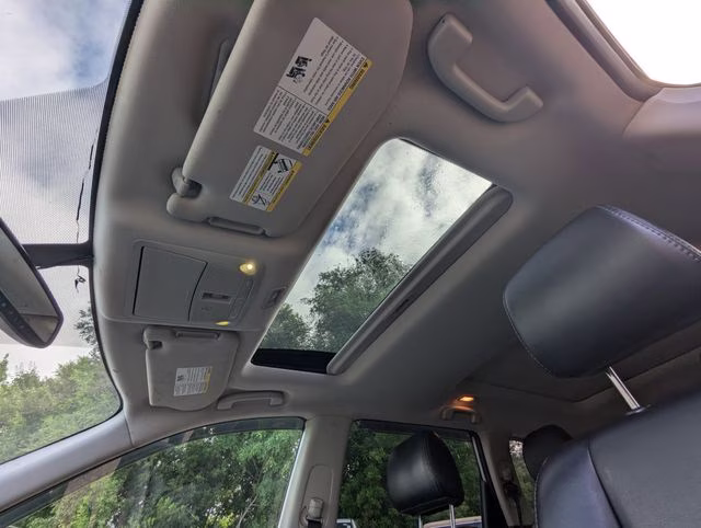 2018 Brilliant Silver Metallic Nissan Pathfinder SL 4X4 SUV