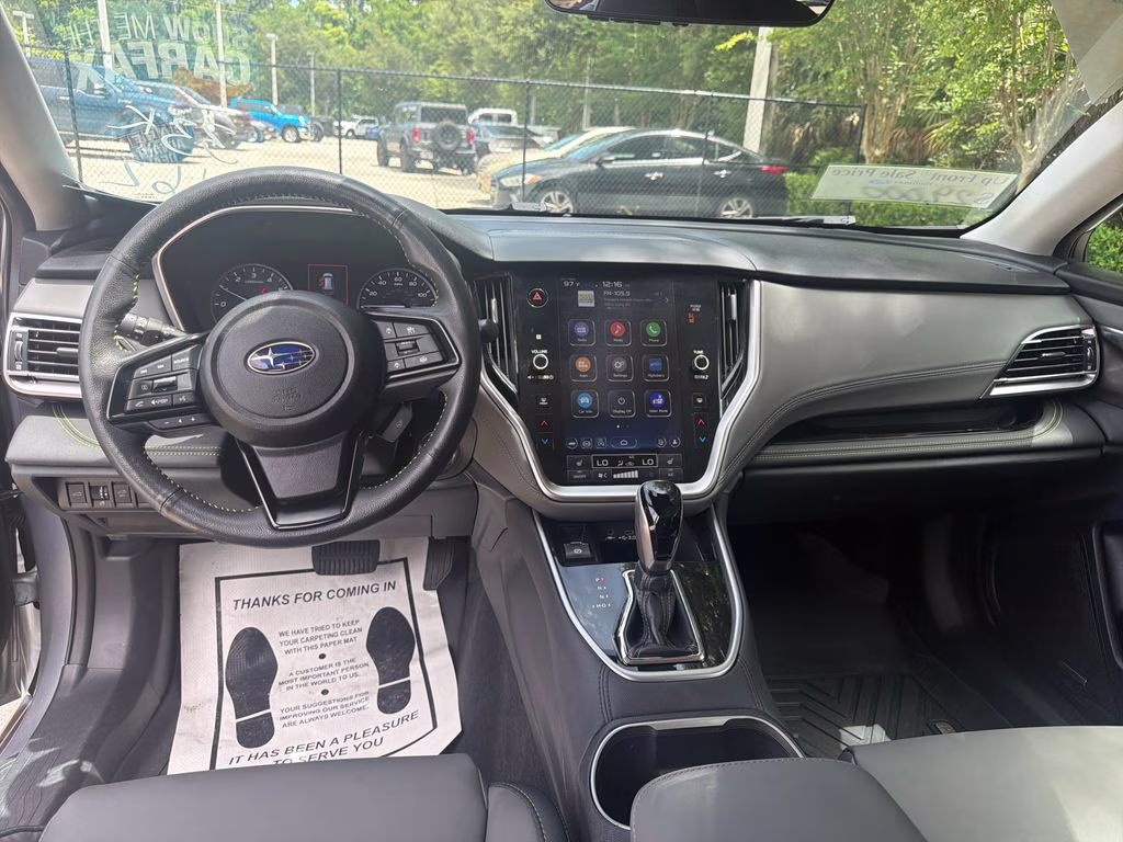 2024 Ice Silver Metallic Subaru Outback Onyx Edition AWD SUV