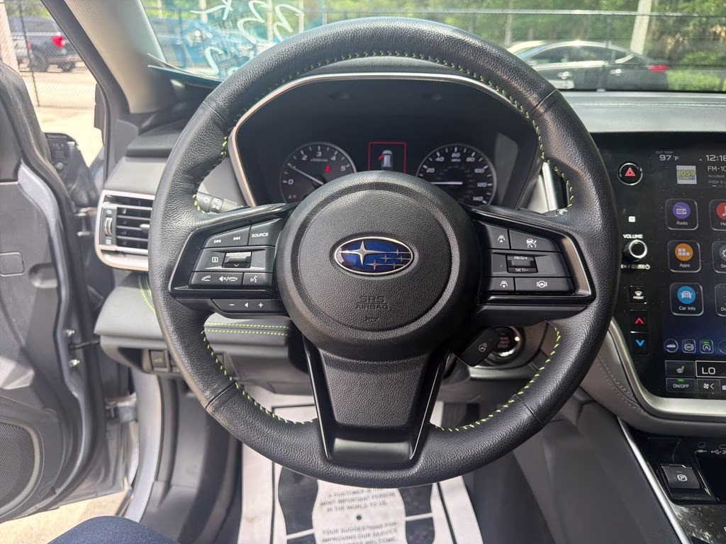 2024 Ice Silver Metallic Subaru Outback Onyx Edition AWD SUV