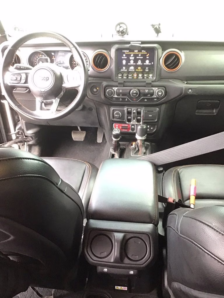 2023 Black Clearcoat Jeep Gladiator Mojave 4X4 Truck