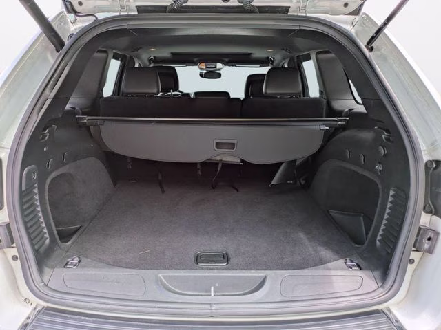 2020 Bright White Clearcoat Jeep Grand Cherokee Limited 4X4 SUV