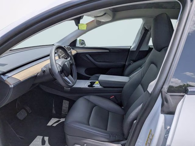 2022 Pearl White Multi-Coat Tesla Model Y Long Range AWD SUV