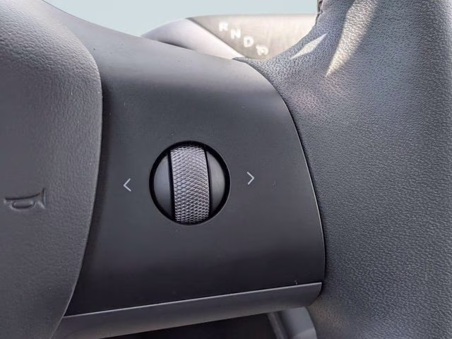 2022 Pearl White Multi-Coat Tesla Model Y Long Range AWD SUV