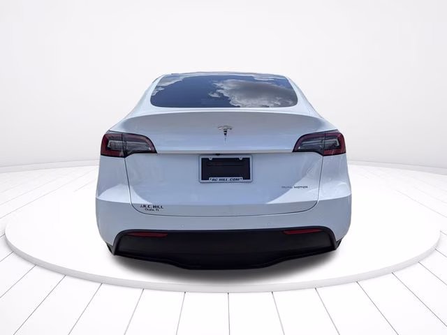2022 Pearl White Multi-Coat Tesla Model Y Long Range AWD SUV