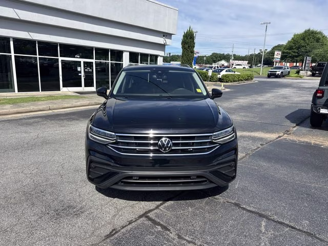 2023 Volkswagen Tiguan FWD SUV