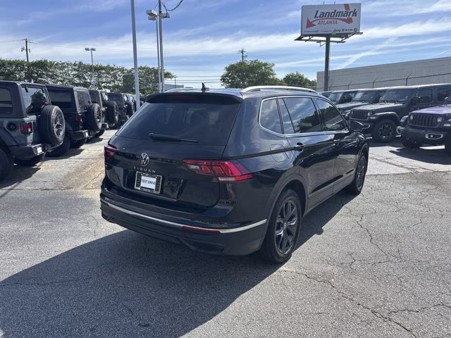 2023 Volkswagen Tiguan FWD SUV