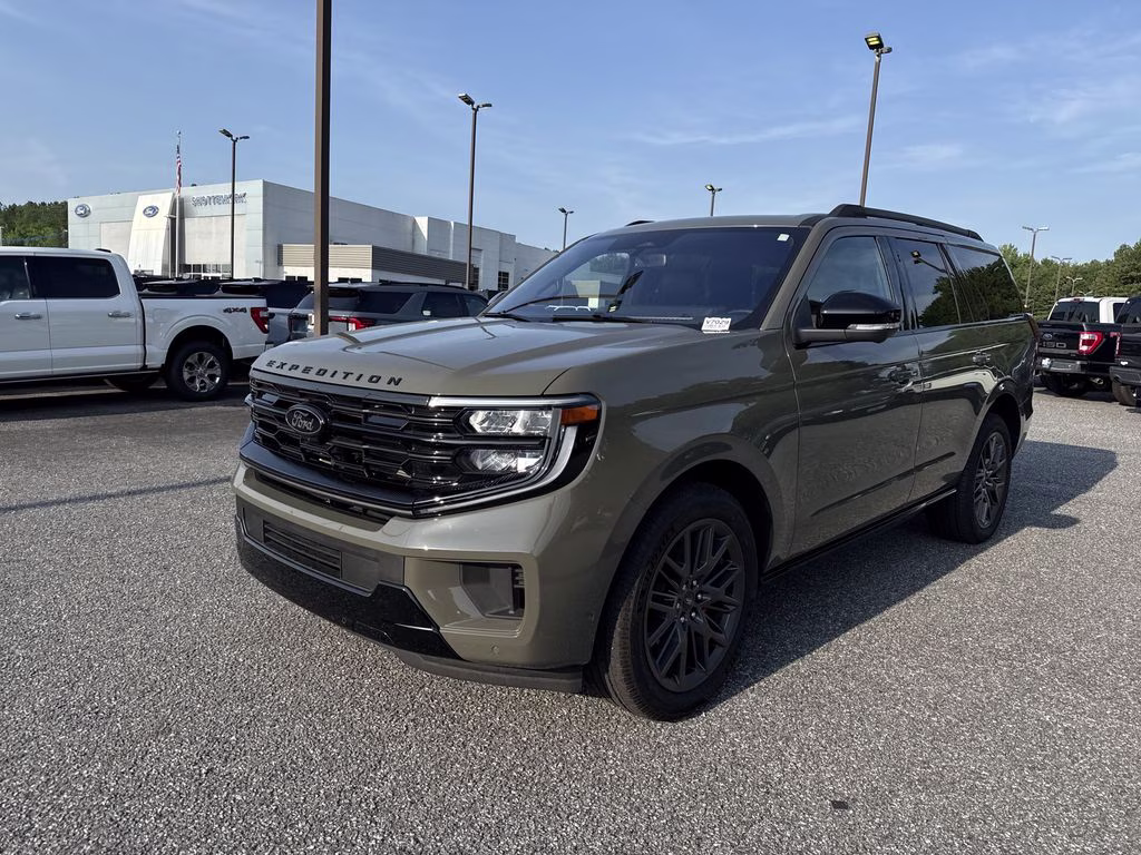 2025 Wild Green Ford Expedition Platinum 4X4 SUV