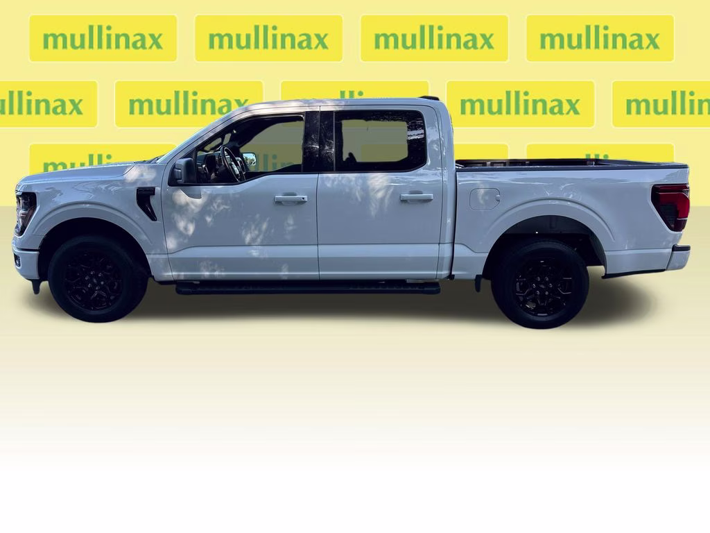2025 Oxford White Ford F-150 XLT RWD Truck