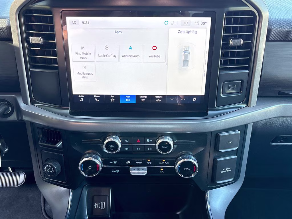 2025 Oxford White Ford F-150 XLT RWD Truck