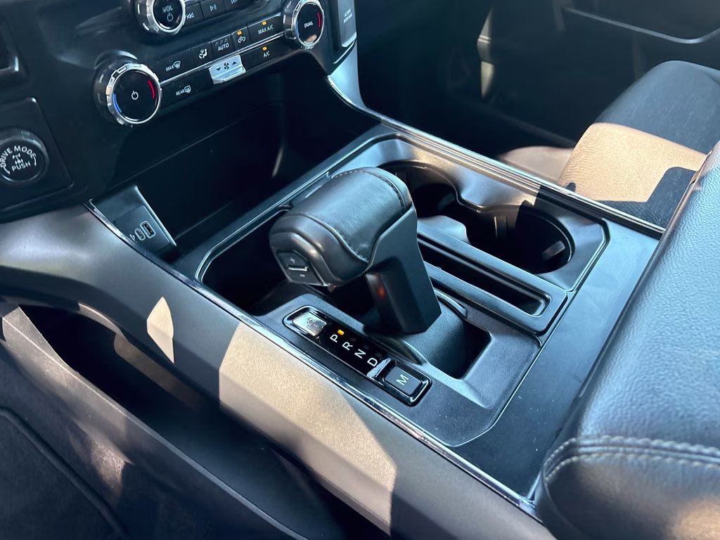2025 Oxford White Ford F-150 XLT RWD Truck