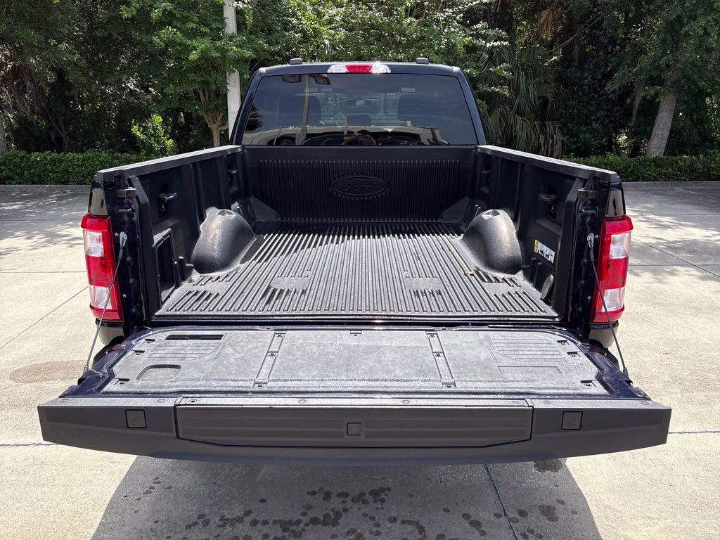2023 Antimatter Blue Metallic Ford F-150 XL RWD Truck