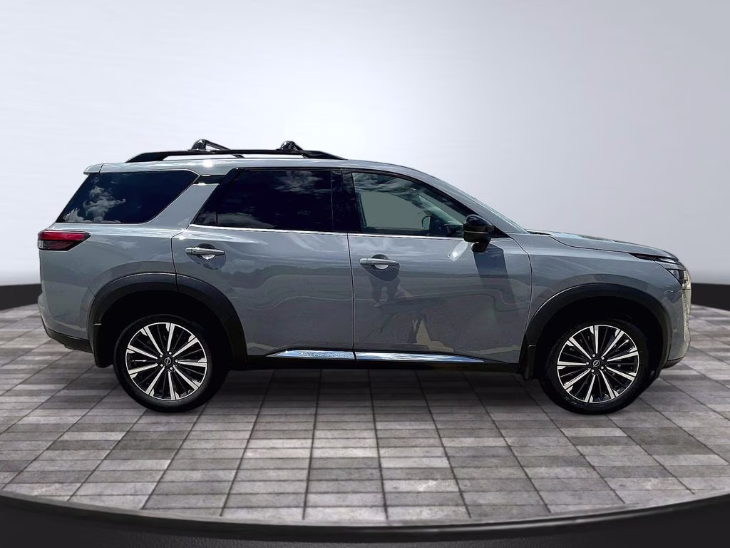 2026 Boulder Gray Pearl Nissan Pathfinder Platinum 4X4 SUV