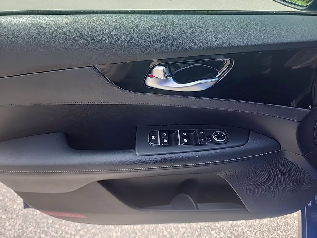 2024 Kia Forte FWD Sedan