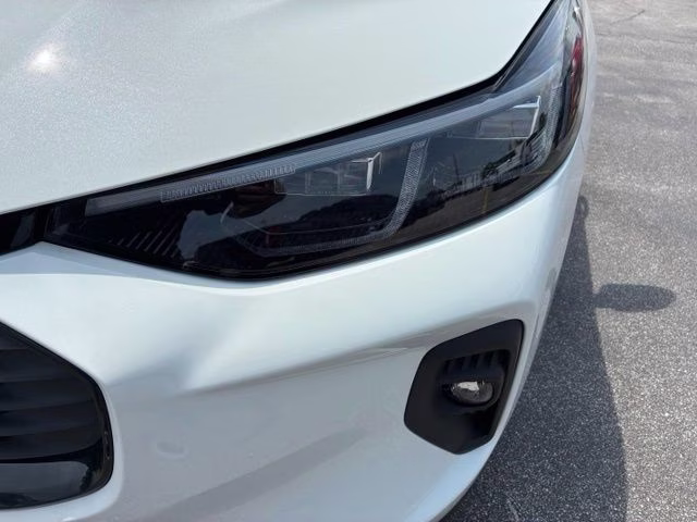 2025 White Metallic Ford Escape Plug-In Hybrid Base FWD SUV
