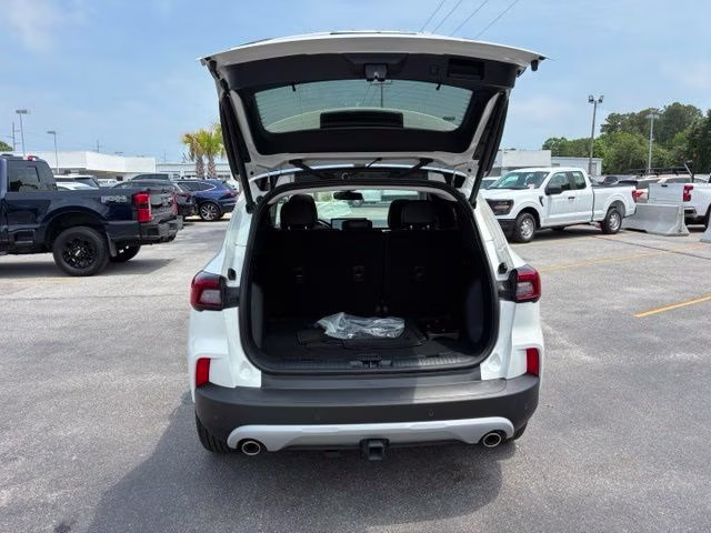 2025 White Metallic Ford Escape Plug-In Hybrid Base FWD SUV
