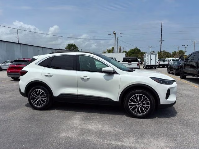 2025 White Metallic Ford Escape Plug-In Hybrid Base FWD SUV