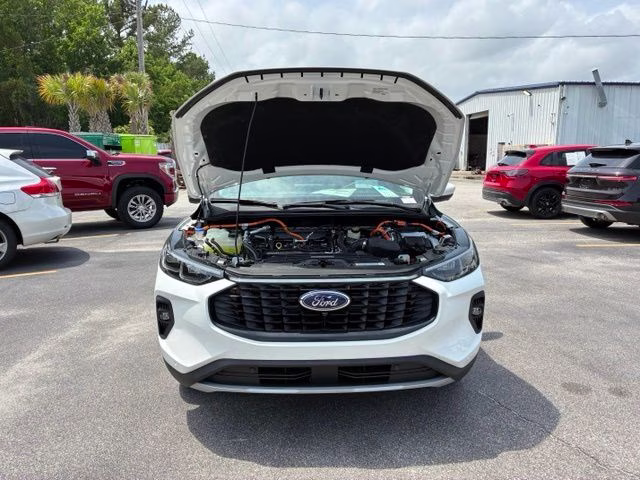 2025 White Metallic Ford Escape Plug-In Hybrid Base FWD SUV