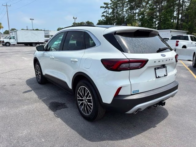 2025 White Metallic Ford Escape Plug-In Hybrid Base FWD SUV