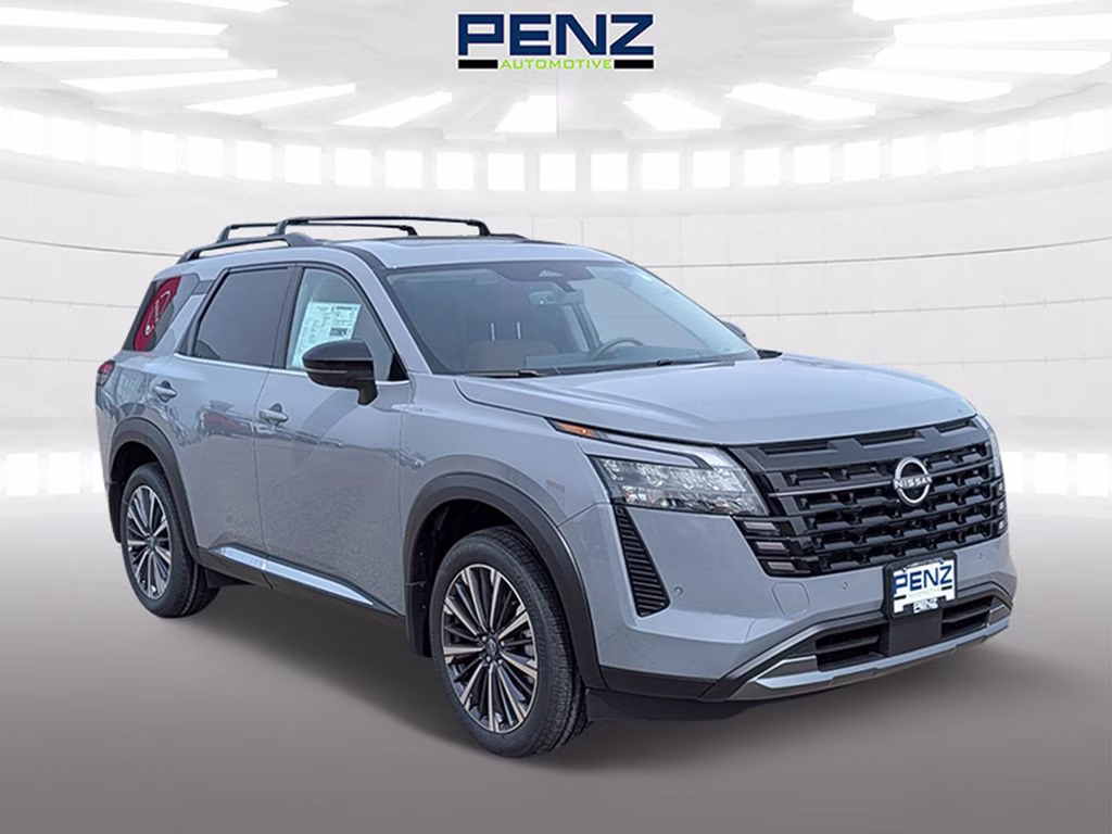 2026 Boulder Gray Pearl Nissan Pathfinder Platinum 4X4 SUV