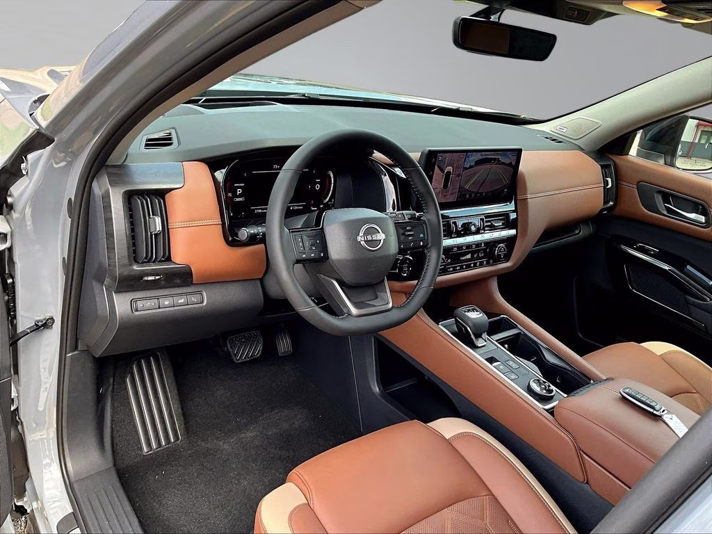 2026 Boulder Gray Pearl Nissan Pathfinder Platinum 4X4 SUV