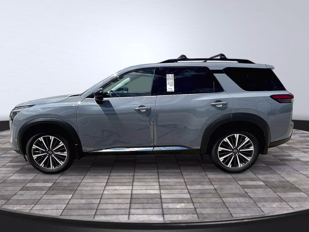 2026 Boulder Gray Pearl Nissan Pathfinder Platinum 4X4 SUV