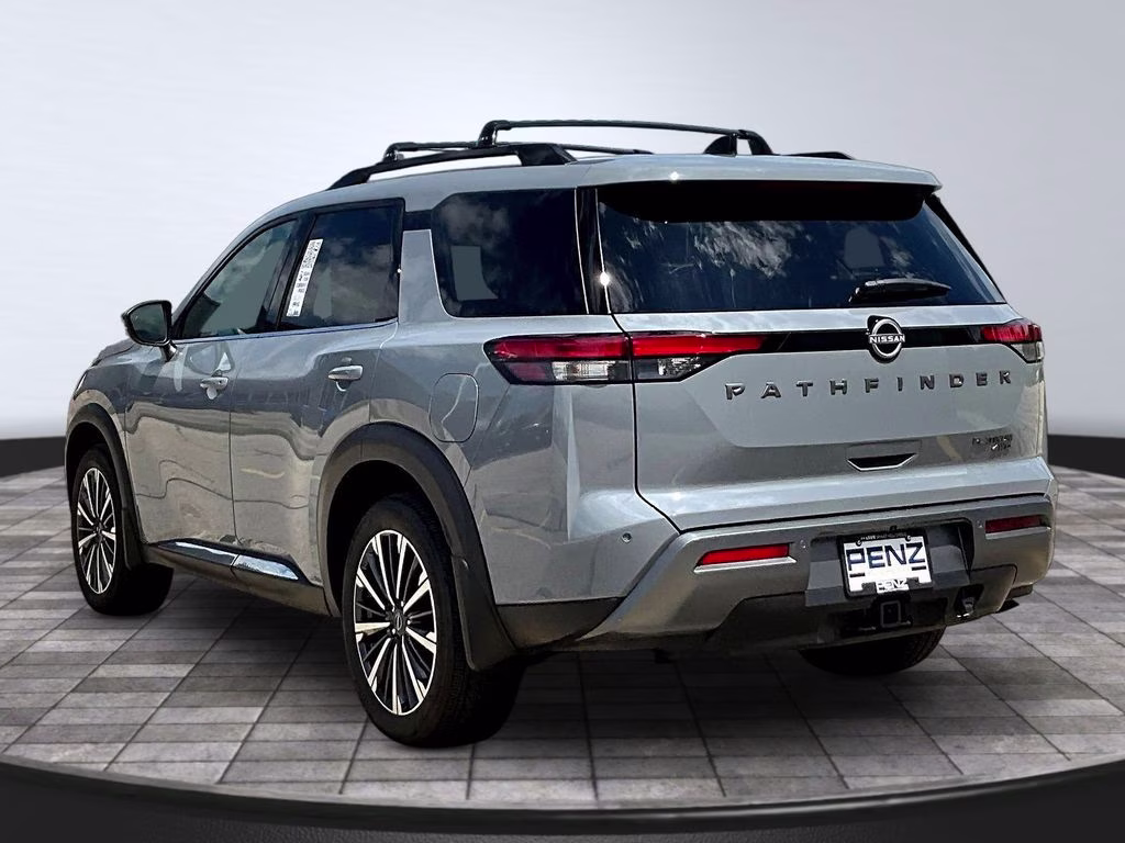 2026 Boulder Gray Pearl Nissan Pathfinder Platinum 4X4 SUV