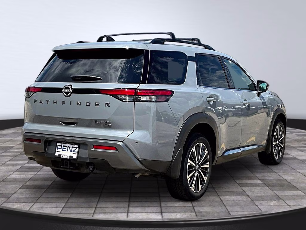 2026 Boulder Gray Pearl Nissan Pathfinder Platinum 4X4 SUV