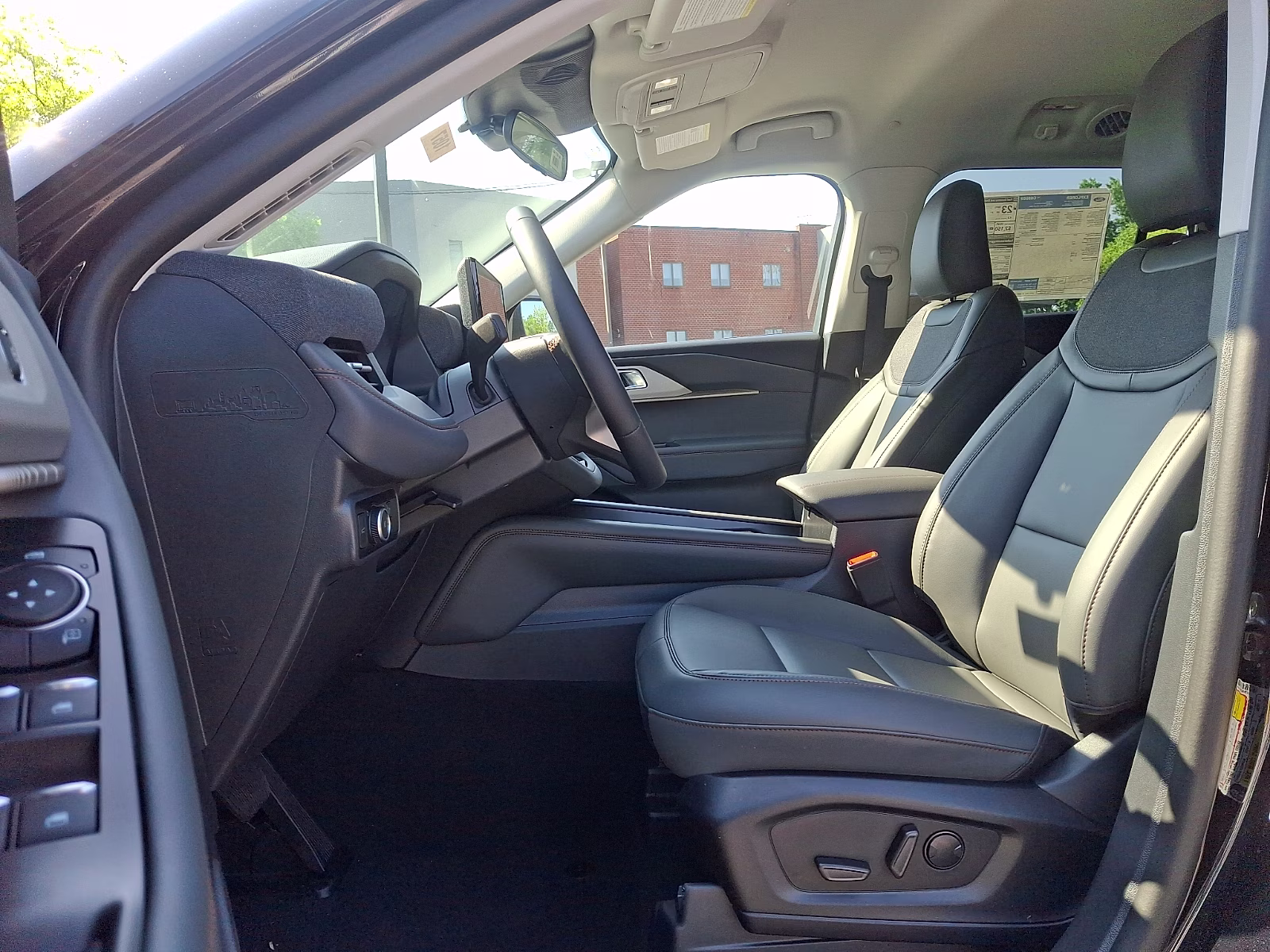 2026 Agate Black Metallic - UM Ford Explorer Active 4X4