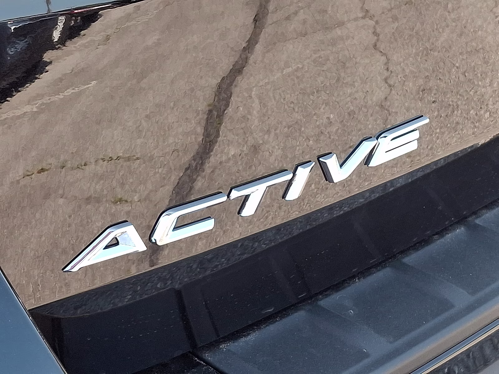 2026 Agate Black Metallic - UM Ford Explorer Active 4X4
