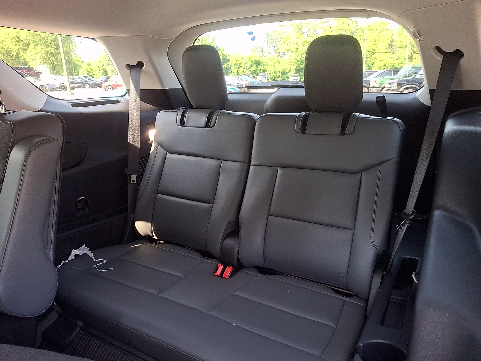 2026 Agate Black Metallic - UM Ford Explorer Active 4X4