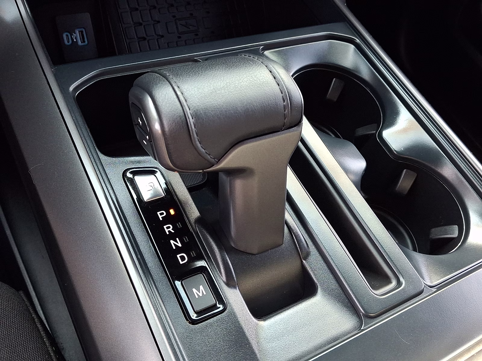 2024 Agate Black Metallic - UM Ford F-150 XLT 4X4