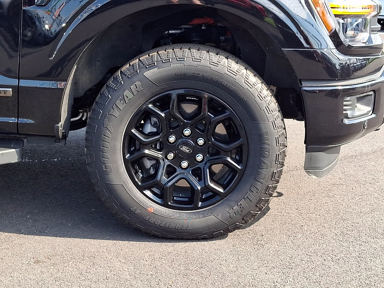2024 Agate Black Metallic - UM Ford F-150 XLT 4X4